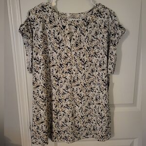 Chico's Abstract Black and Cream Blouse